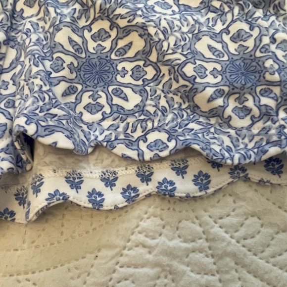 Vineyard Vines Girls Scalloped Hem Print Shorts XS 5-6 - Picture 6 of 7